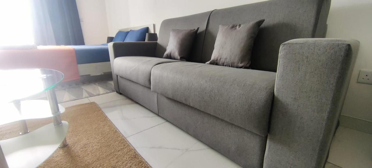 Blu-M Central Qormi Exteriör bild